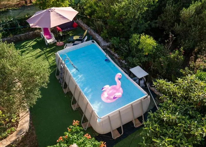 One Bedroom With Terrace A1 דירה שיבניק