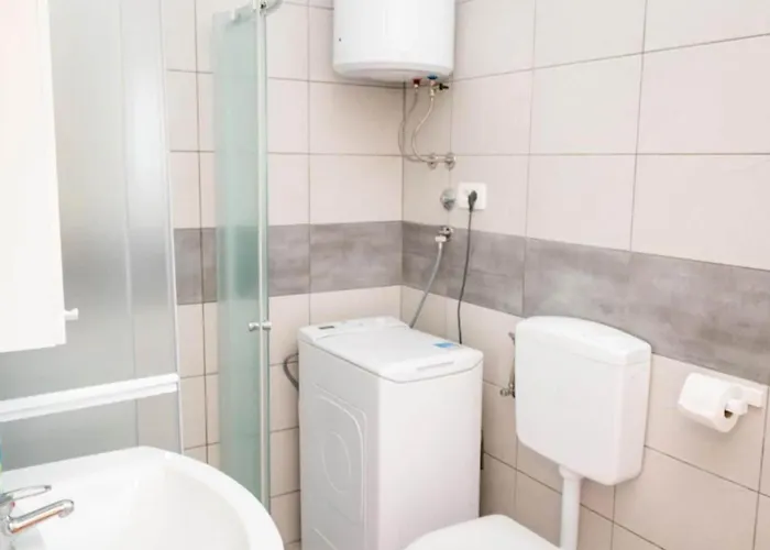 דירה One Bedroom With Terrace A1