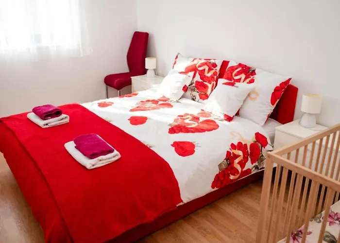 דירה One Bedroom With Terrace A1