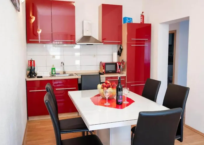 One Bedroom With Terrace A1 * שיבניק